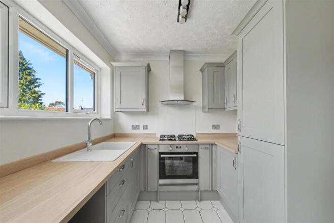 Kitchen_1.jpeg