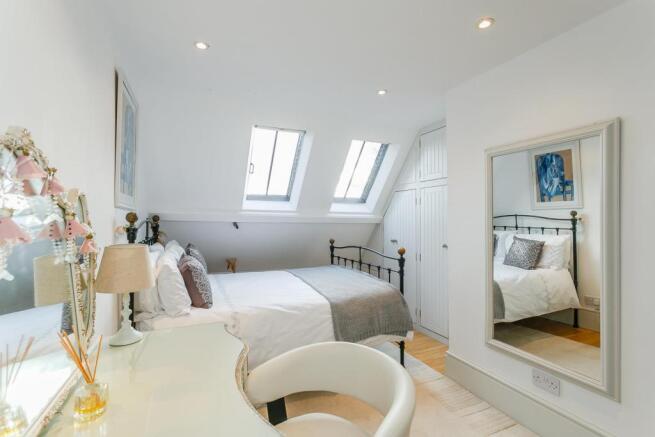 8314904-interior33-800.jpg