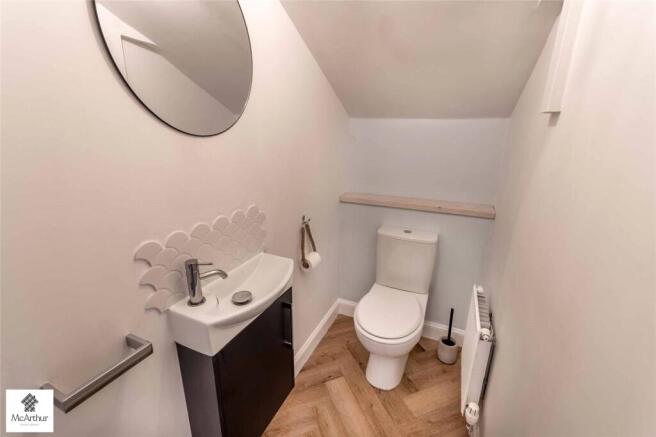 3 bed Detached for sale Image 10