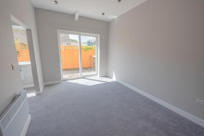 1 bed Bungalow to rent Image 5