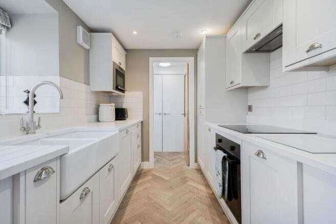 3 bed Barn Conversion for sale Image 10