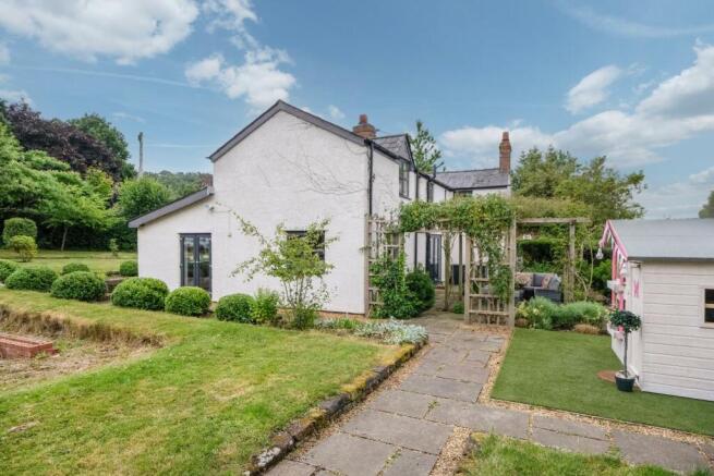 Pebble Cottage-010.JPG