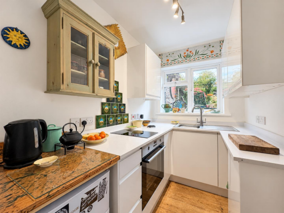 KITCHEN.png