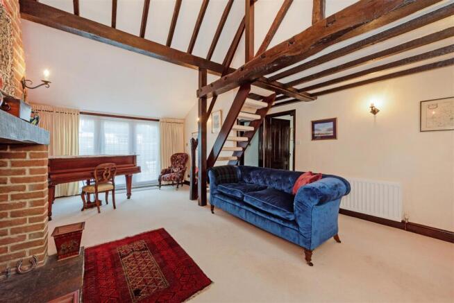 Tudor Drive, Westergate photo 4