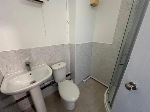 Bathroom.jpeg