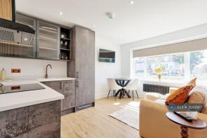 36, Highlands Court, London Road, Leigh-on-sea SS9 2SL