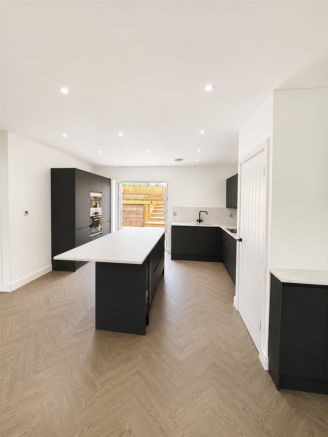 kitchen 8.png