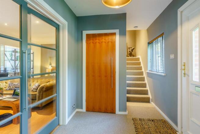 8481423-interior19.jpg
