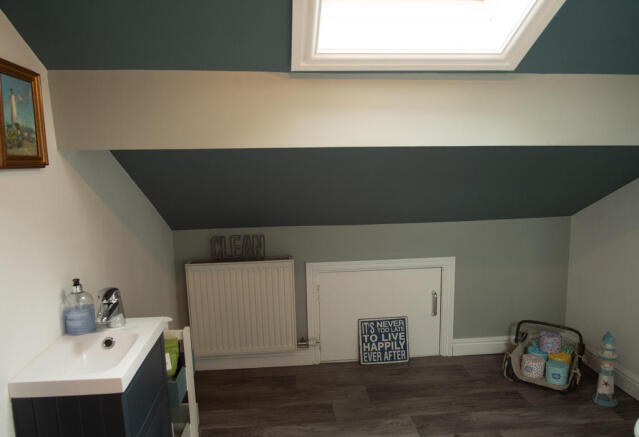 top floor ensuite