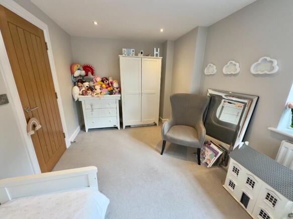 BEDROOM 2