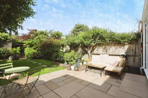 Meadow Close, Sevenoaks, Kent, TN13