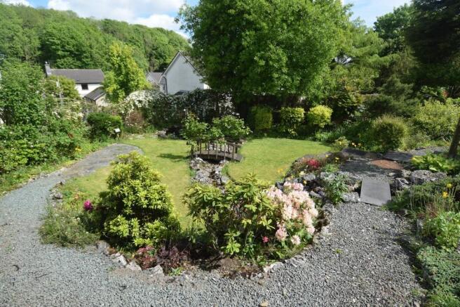 GARDEN 