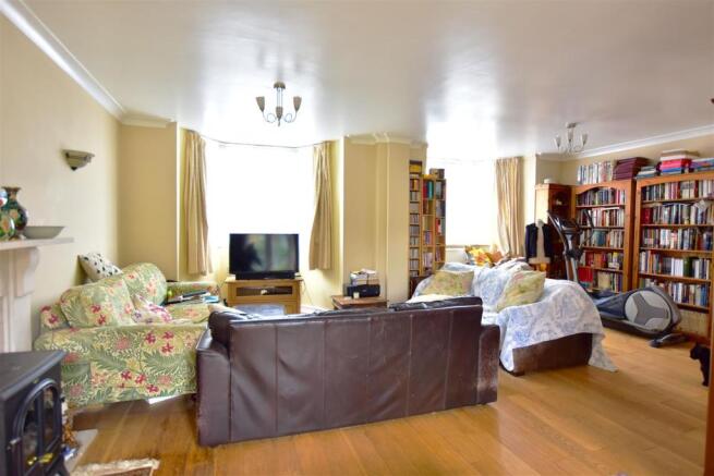 Living Room.jpg