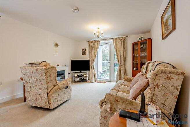 8682628-interior15-800.jpg