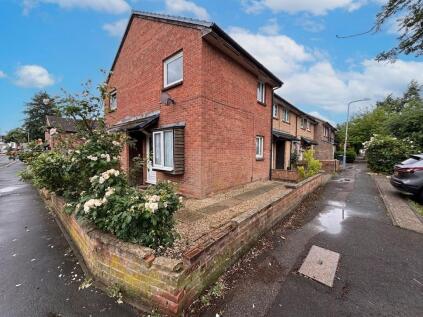 Laing Close, Ilford, IG6