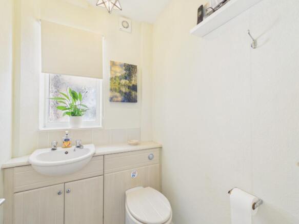 3 bed Detached for sale Image 11