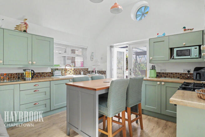 3 bed Bungalow for sale Image 7