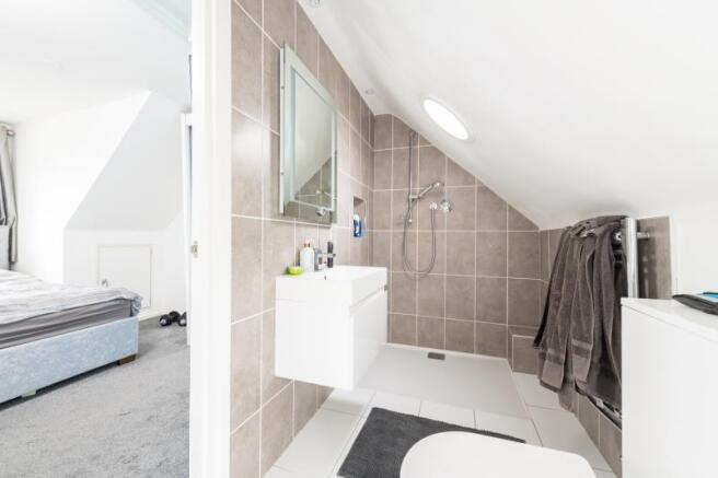 Shower Ensuite