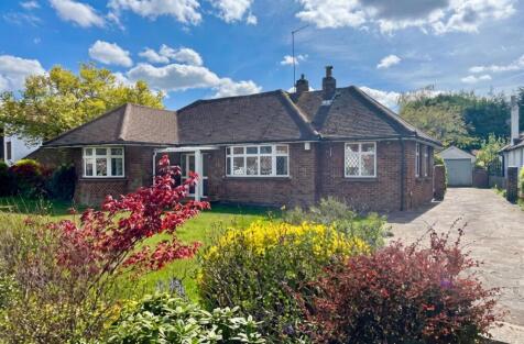 Barnard Close, Chislehurst, Kent, BR7
