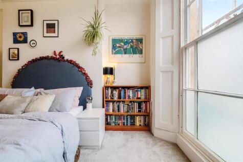 Alma Vale Road, Clifton