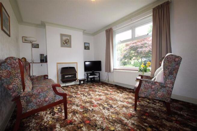 Living Room: