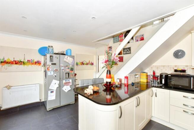 Kitchen/Breakfast Area