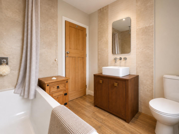 2 bed Semi-Detached for sale Image 6