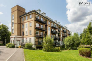 Flat 6, 3 Radcliffe House, Worcester Close, Penge, London SE20 8FR