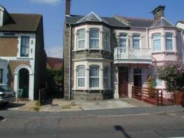 98a, Rosemary Road West, Clacton On Sea CO15 1EZ