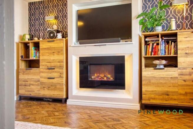 4 bed Detached for sale Image 6