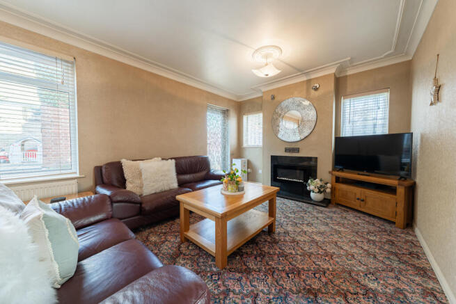 St. Helens Drive, Leicester, Leicestershire photo 3