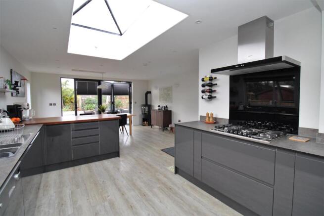 Kitchen/Diner/Family Room