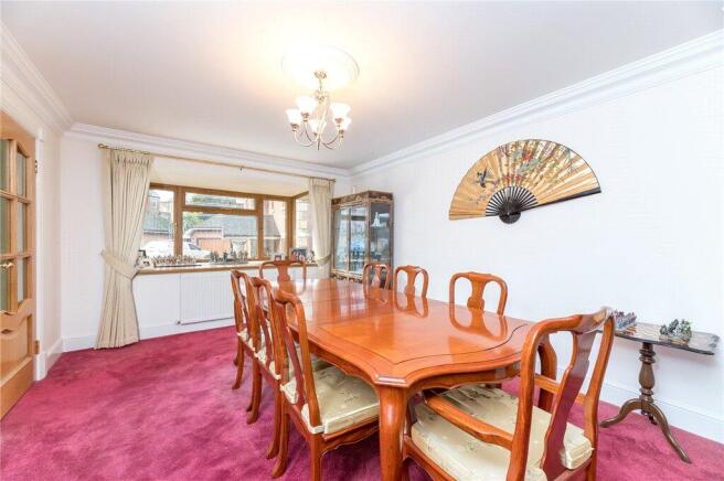 4 bed Detached for sale Image 5