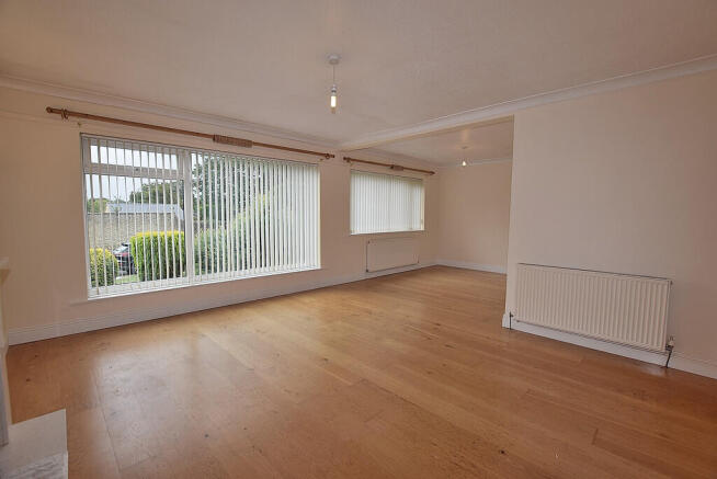 3 bed Detached Bungalow for sale Image 4