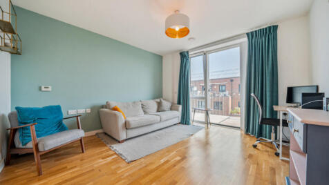 Britain's Apartments, E17 6BH