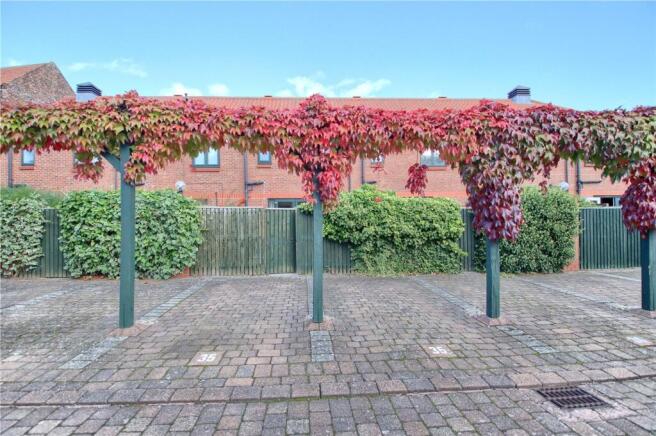 3 bed Terraced for sale Image 4