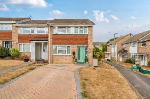 14, Wayne Close, Orpington BR6 9TS