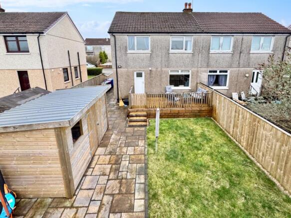 Hawthorn Crescent, Beith rear garden