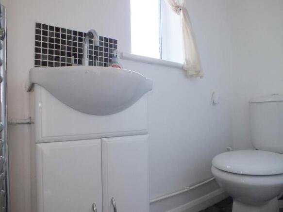 5 Mill - Cloakroom
