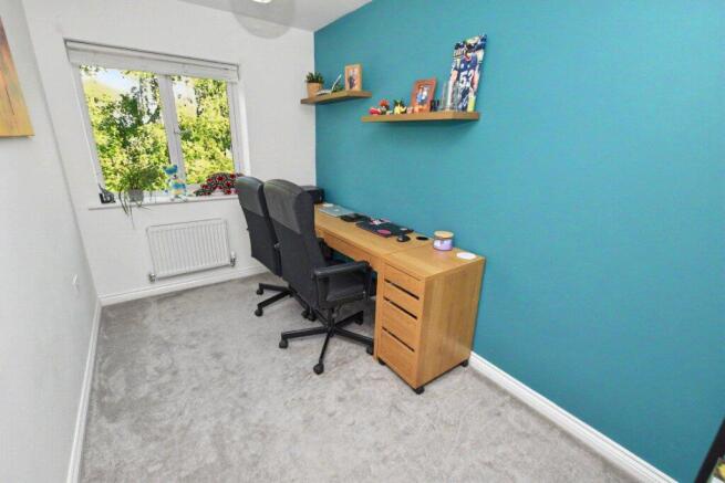 3 bed Semi-Detached for sale Image 9