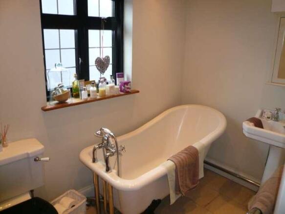 Photo 12