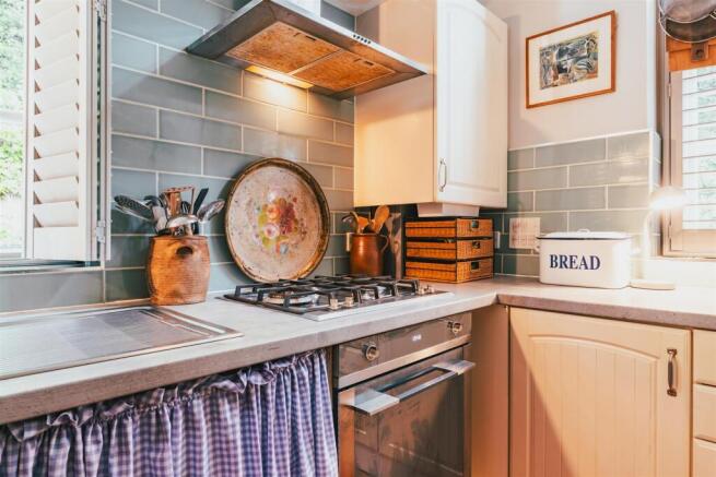 2 bed End of Terrace for sale Image 8