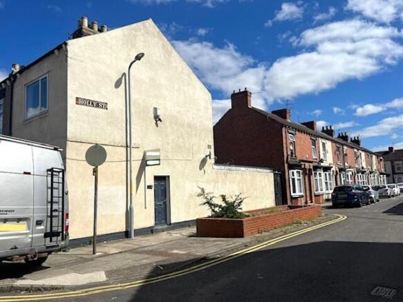 3 bed House to rent Image 8