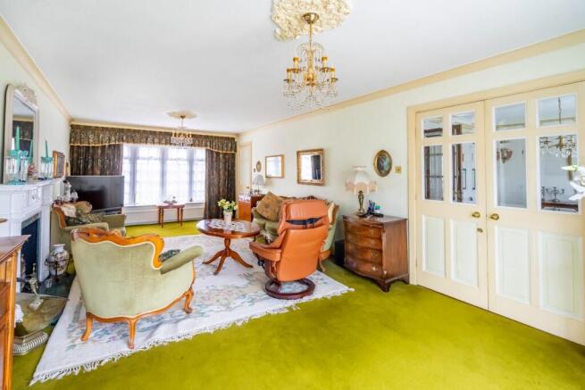 4 bed Detached for sale Image 4