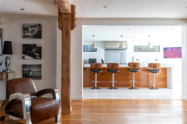 Kitchen/Reception