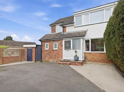 Benmoor Road, Creekmoor, Poole, BH17