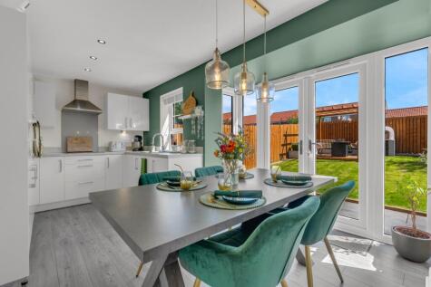 Wallis Grove, Harworth, Doncaster, South Yorkshire, DN118SS