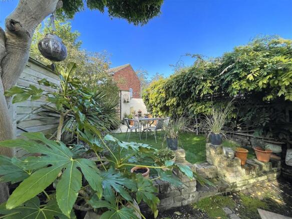 Garden (1).jpeg