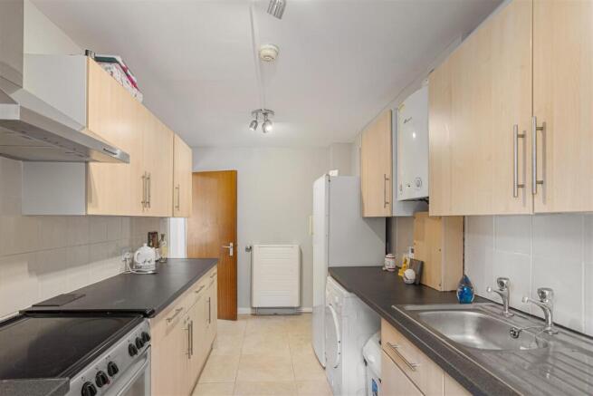 4 bed End of Terrace for sale Image 4