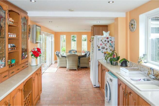 Kitchen/Breakfast